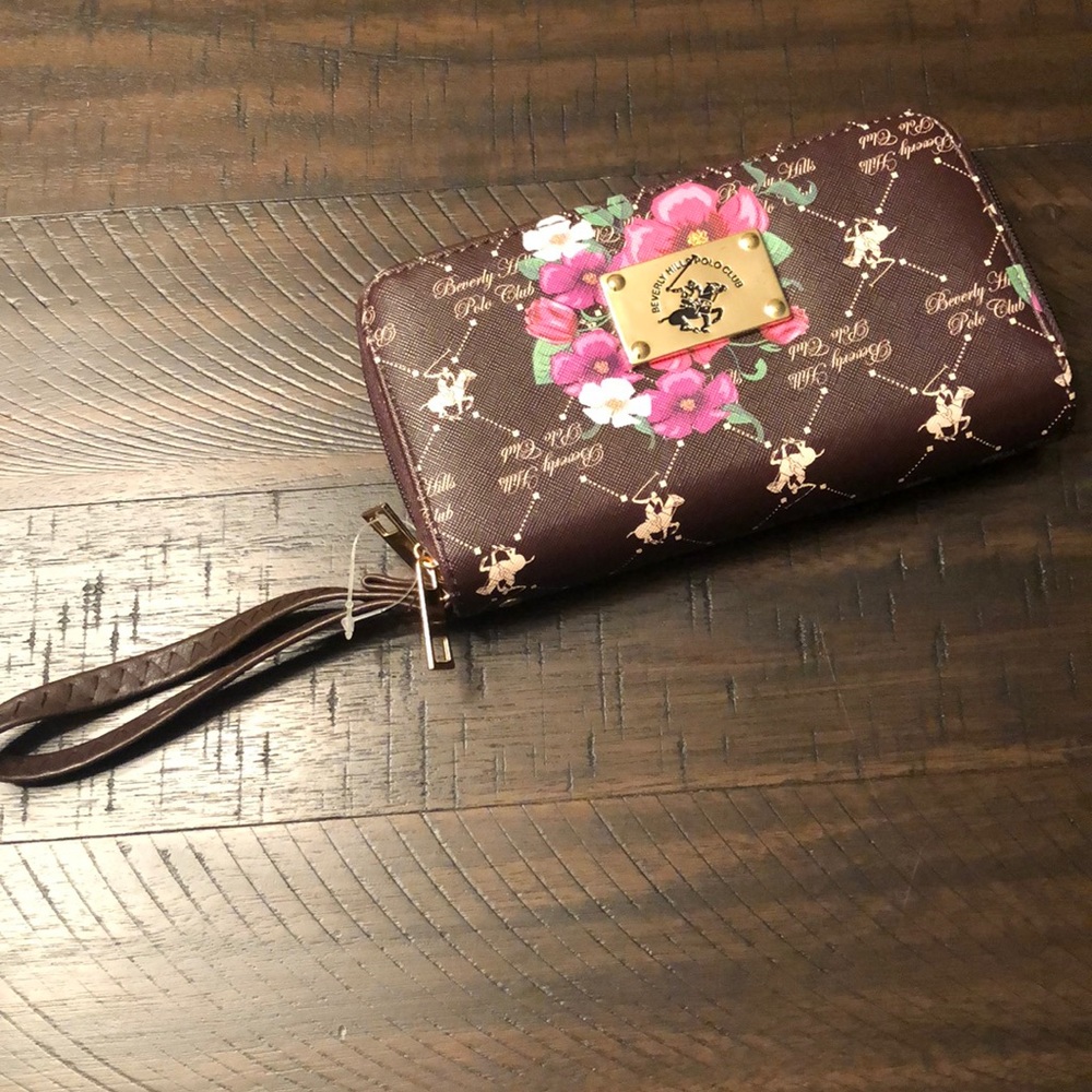 Beverly Hills Polo Club Wristlet